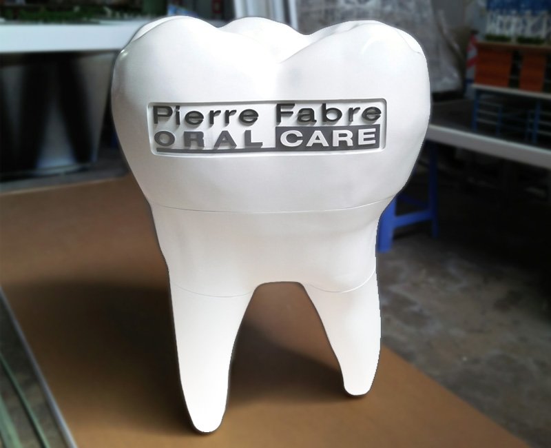 Picture, 3D printed tooth, realistic branding, smart medical design. Oral care logo